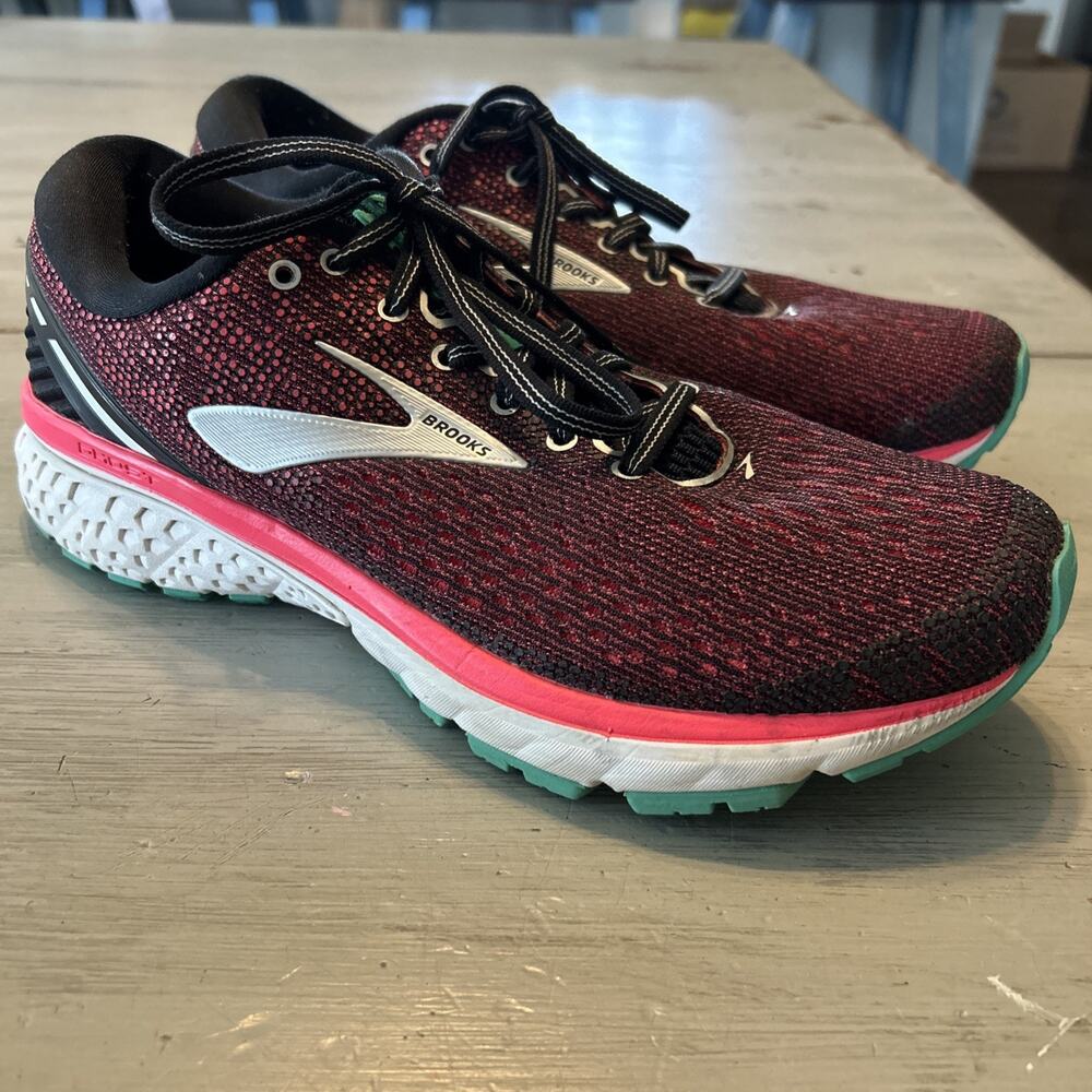 Brooks Ghost 11 Pink Black Running Shoes Women's 9
